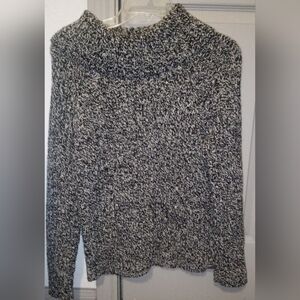 NWOT Womens Ralph Lauren Sz Petite M Turtleneck Sweater, Made of 100% Lambswool